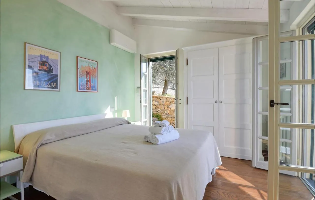 Holiday home Awesome Home In Zoagli With Kitchenette