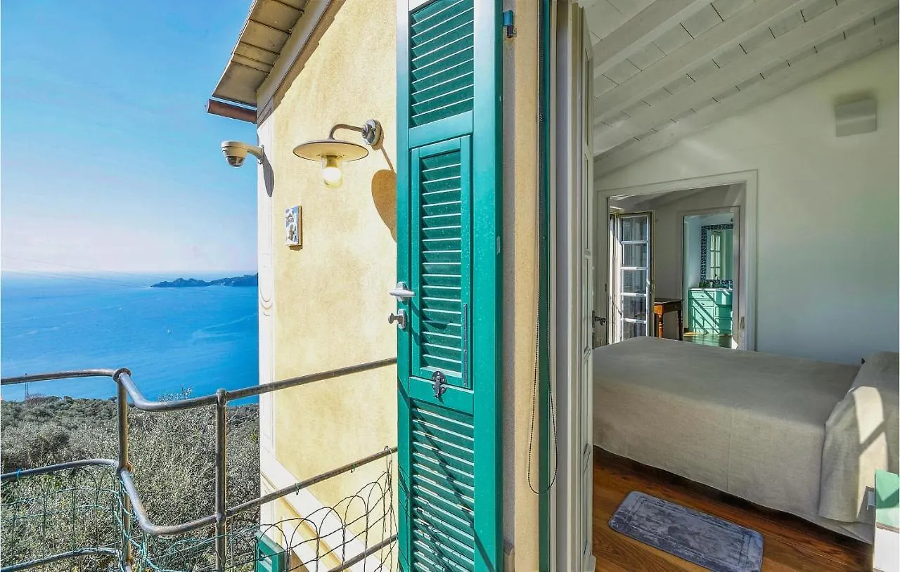 Awesome Home In Zoagli With Kitchenette Italy